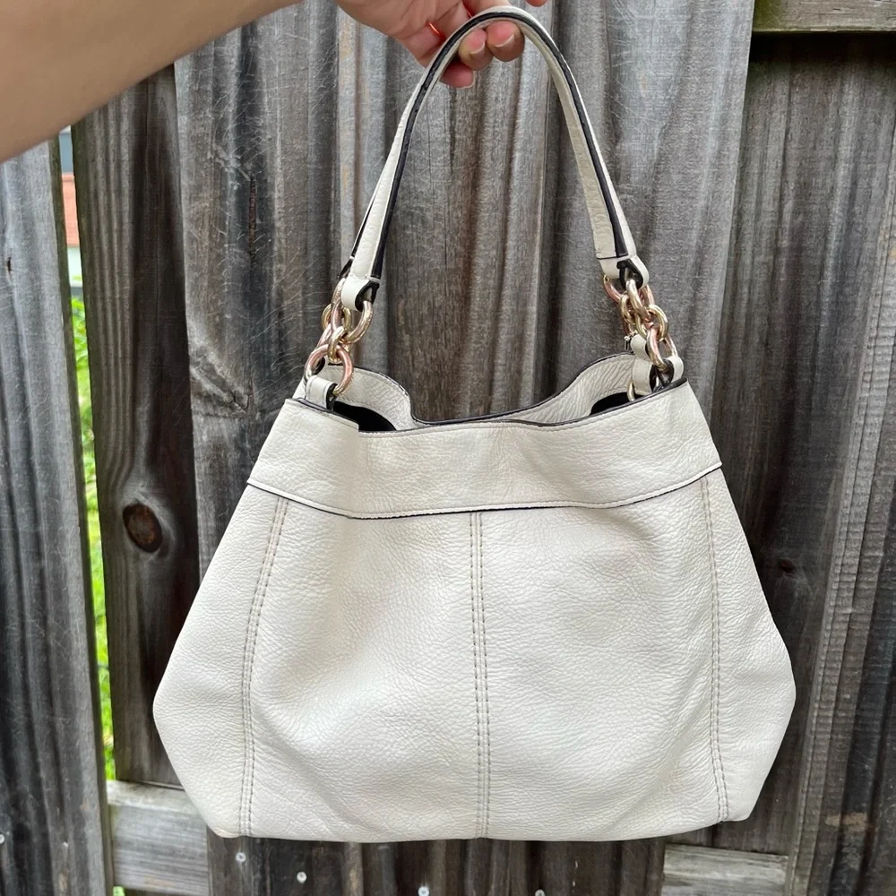 EUC Coach Lexy Shoulder Bag